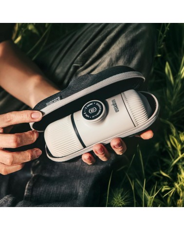 Nanopresso Chill White + Case