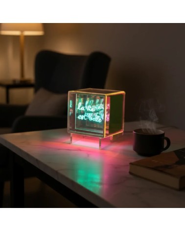 MITB - LA VIE EST BELLE