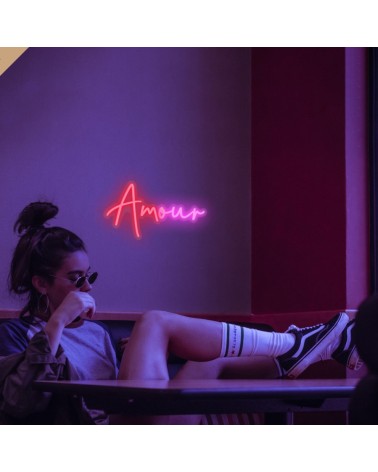 Enseigne néon SMALL AMOUR
