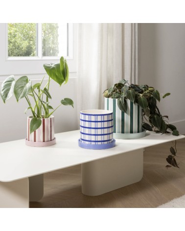 Jardinière à cadrillage contrasté