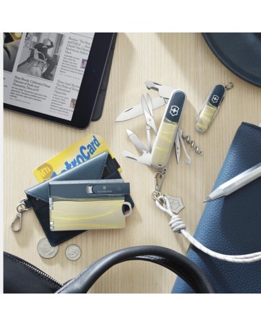 SWISSCARD CLASSIC VICTORINOX NEW YORK STYLE
